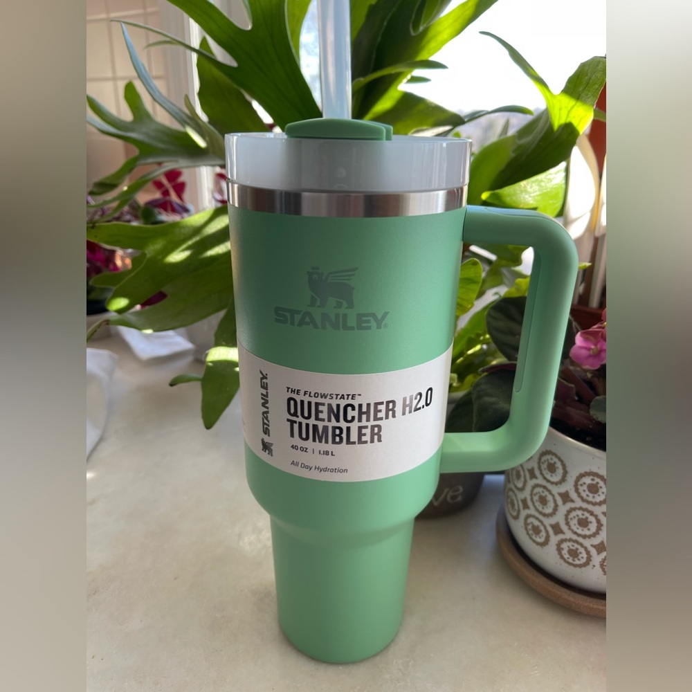 Stanley H2.0 Quencher 40 oz NEW JADE